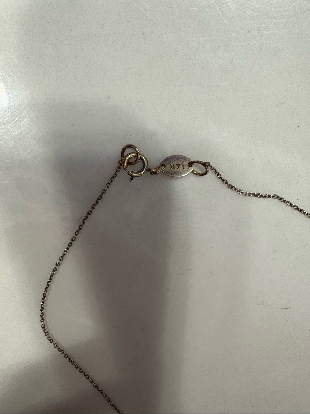 14K gold Maya Brenner Los Angeles Initial 'J' and 'E' necklace - Picture 4 of 6